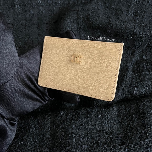 Auth Chanel Vintage Classic CC Logo Beige Flat Card Holder - Excellent - Picture 3 of 13